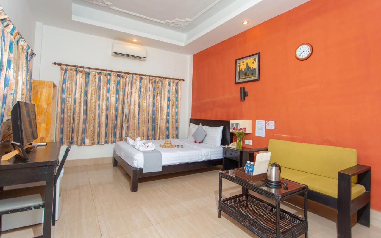 Best Central Point Hotel Phnom Penh Exterior photo